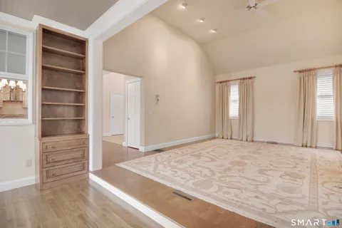 $1,300,000 | 446 Main Street, Unit 9, Old Saybrook, CT 06475