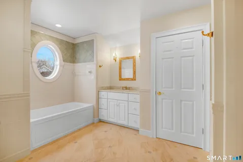 $1,300,000 | 446 Main Street, Unit 9, Old Saybrook, CT 06475