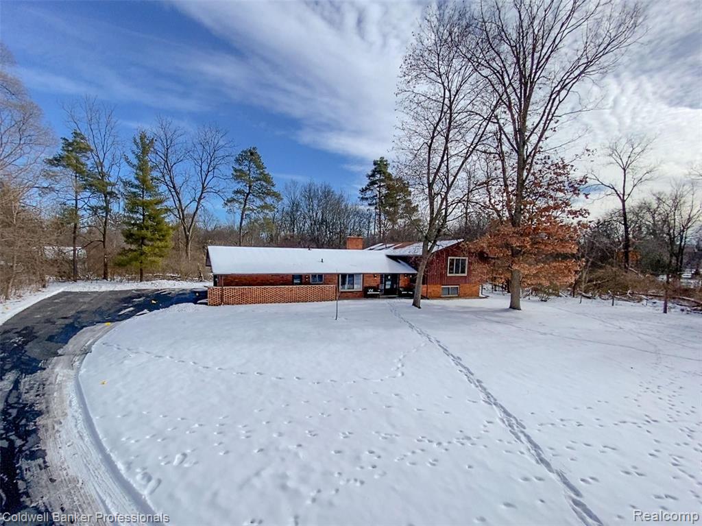 32054 Bingham Road Bingham Farms, MI 48025 - Photo 3 of 36
