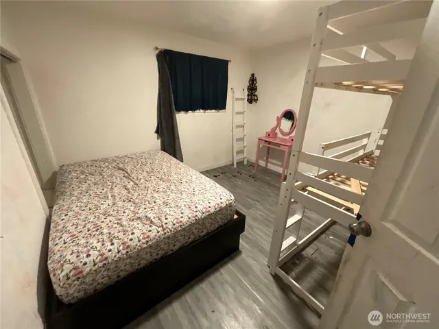 $299,950 | 256 Douglas Street, Longview, WA 98632