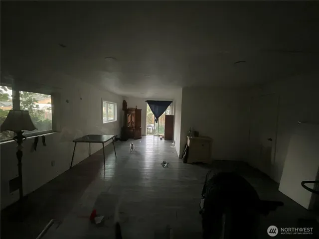 $299,950 | 256 Douglas Street, Longview, WA 98632