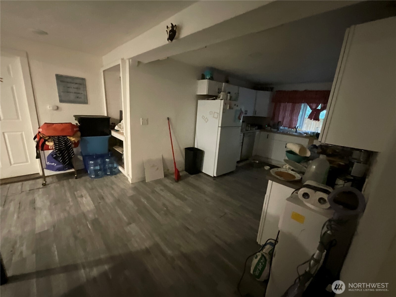 256 Douglas Street Longview, WA 98632 - Photo 7 of 16