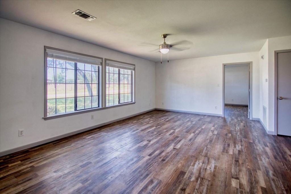 426 Fir Street Mason, TX 76856 - Photo 11 of 25