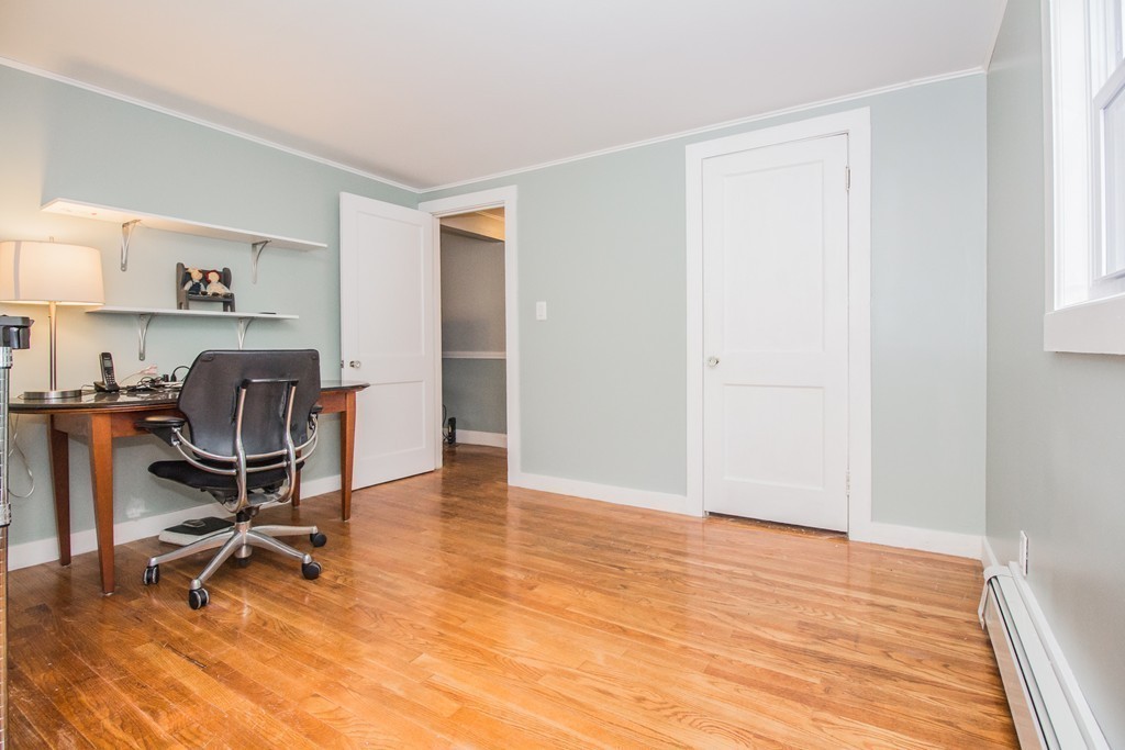 58 Londonderry Road Framingham, MA 01701 - Photo 11 of 26 Gallery Image 11