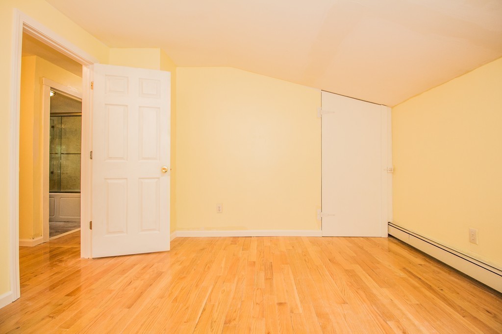 58 Londonderry Road Framingham, MA 01701 - Photo 13 of 26 Gallery Image 13