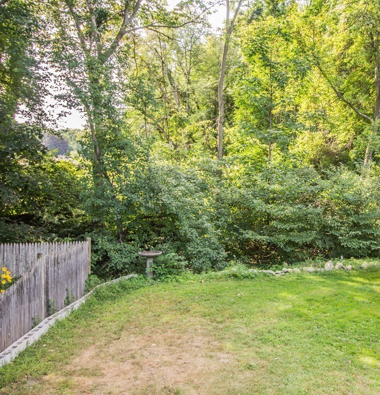 58 Londonderry Road Framingham, MA 01701 - Photo 24 of 26 Gallery Image 24
