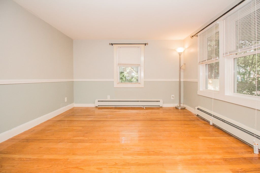 58 Londonderry Road Framingham, MA 01701 - Photo 10 of 26 Gallery Image 10