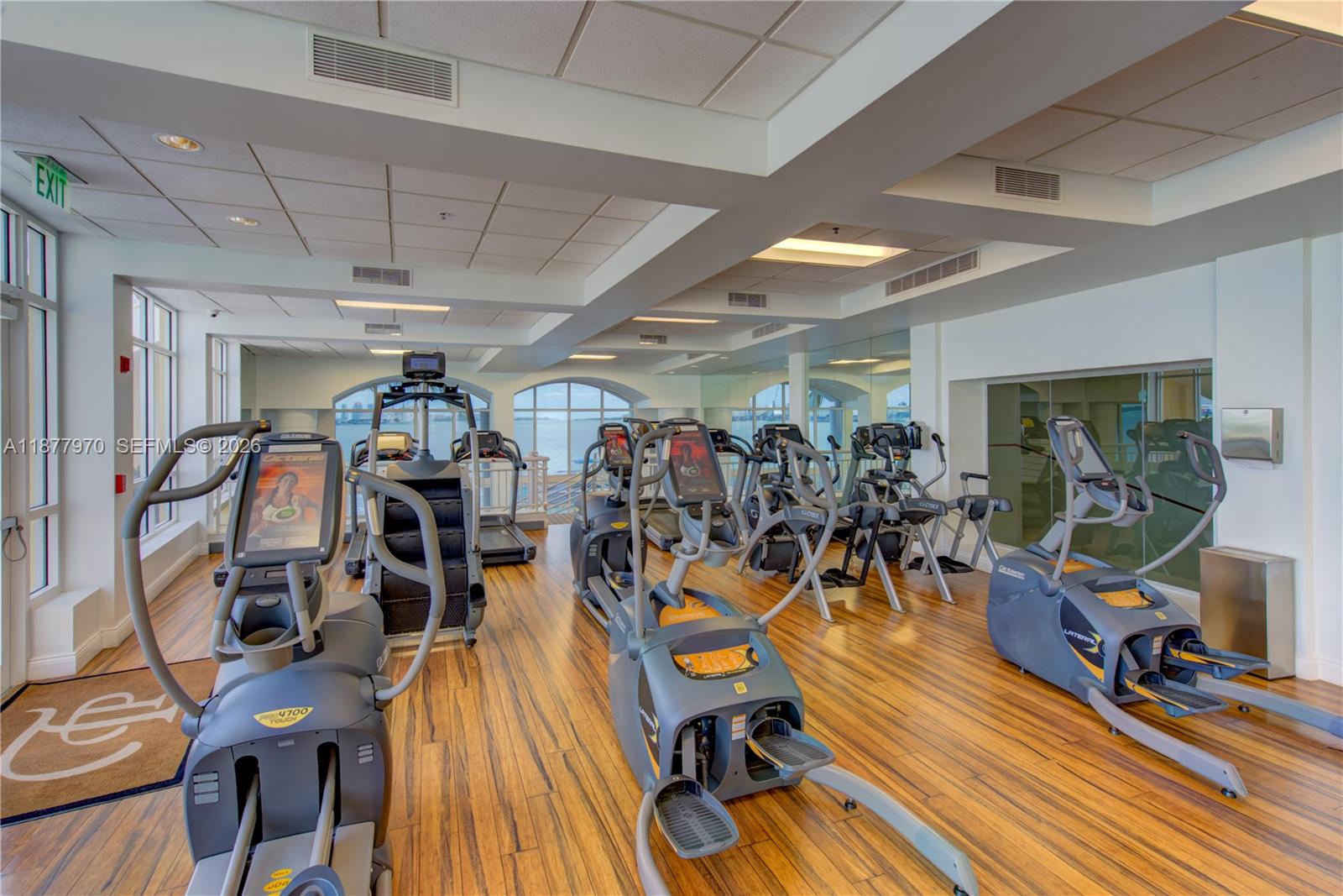 848 Brickell Key Drive, Unit 2502 Miami, FL 33131 - Photo 33 of 40 a view of a room with gym equipment