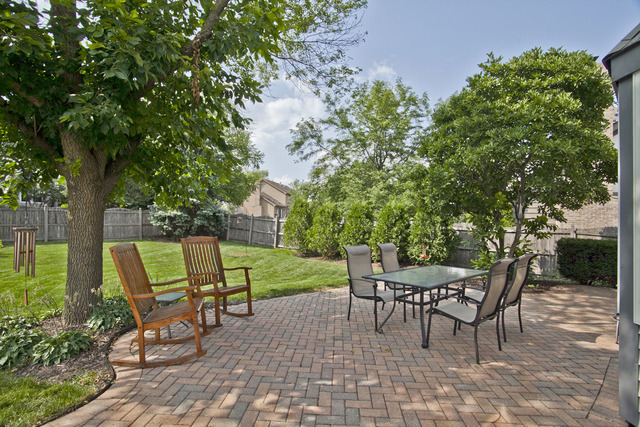 1936 Slippery Rock Road Naperville, IL 60565 - Photo 22 of 25 a view of a chairs and table in the patio