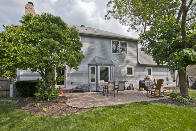 1936 Slippery Rock Road Naperville, IL 60565 - Photo 23 of 25 a view of a patio with chairs and plants