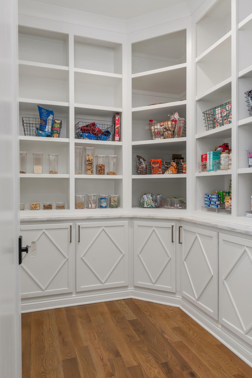 310 Lionheart Court Franklin, TN 37067 - Photo 14 of 67 a view of cabinets and shelf with cabinets