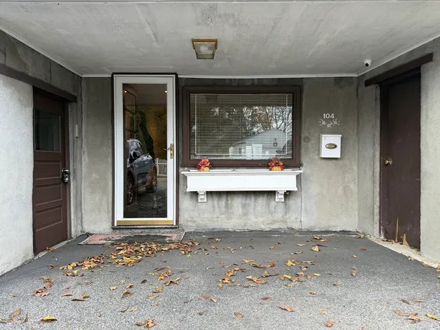 $799,000 | 104 Forest Park Road, Woburn, MA 01801