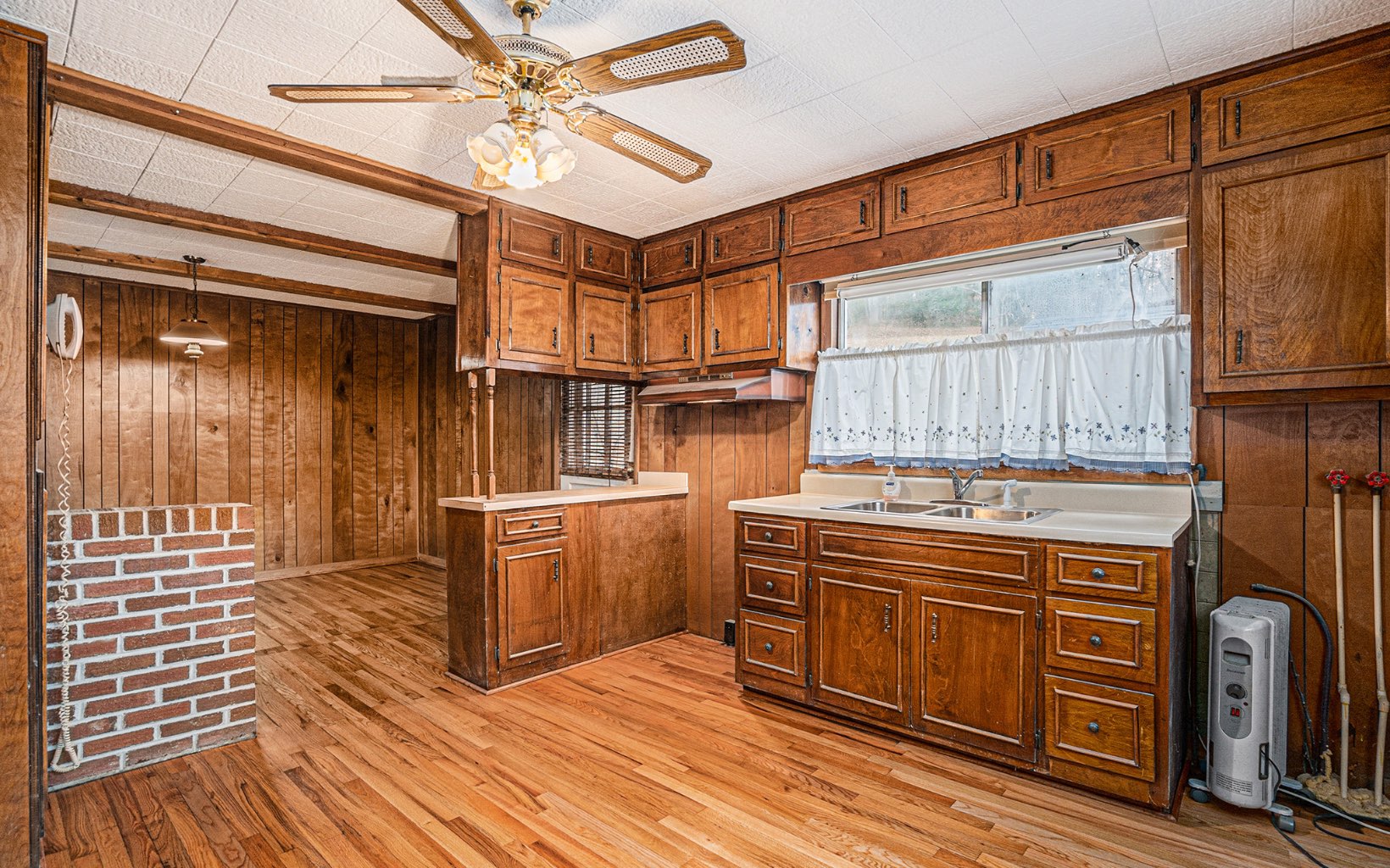 667 Ada Street Blue Ridge, GA 30513 - Photo 4 of 25 Additional View