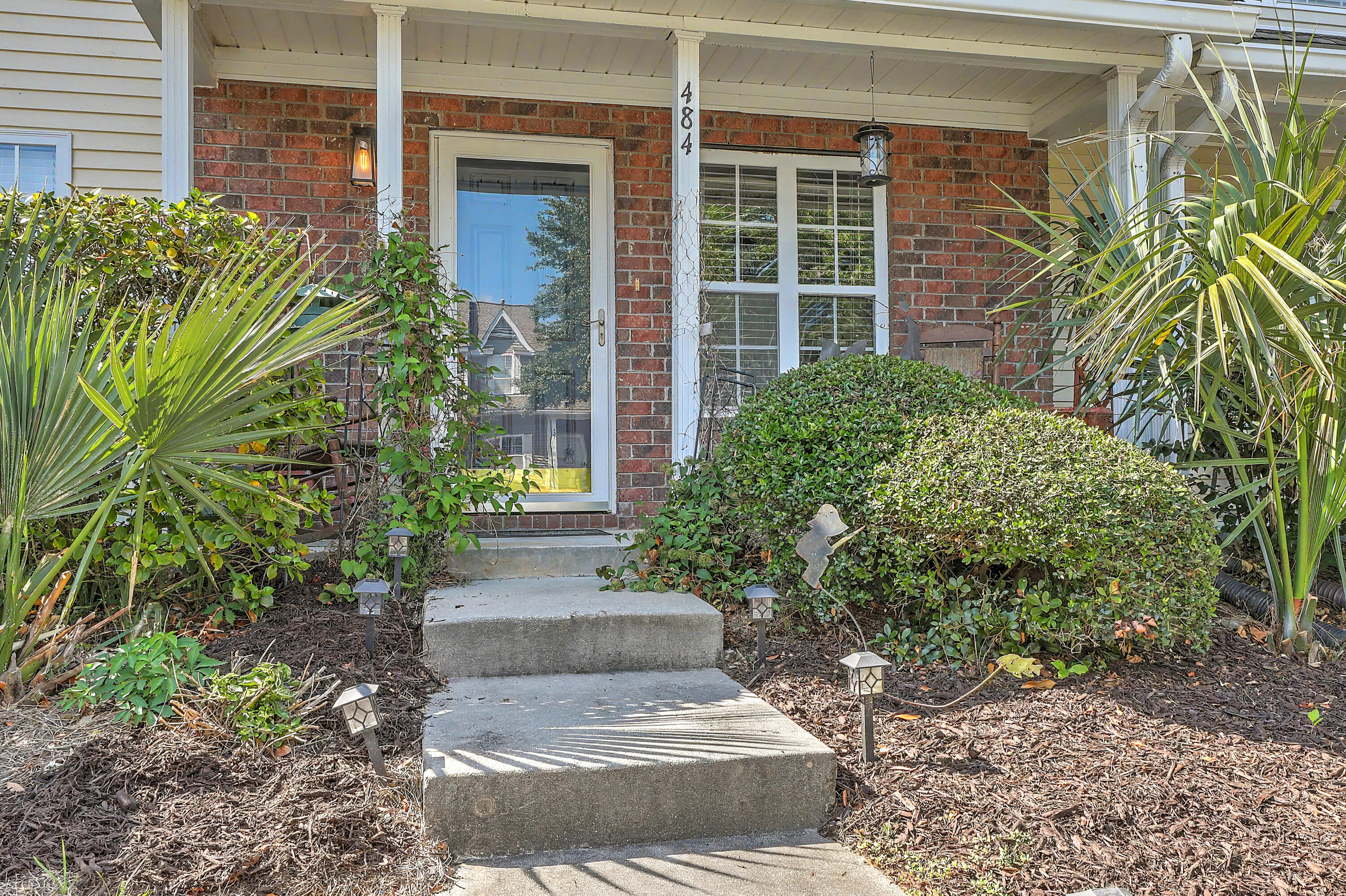 484 Doane Way Wando, SC 29492 - Photo 5 of 34 Front Porch