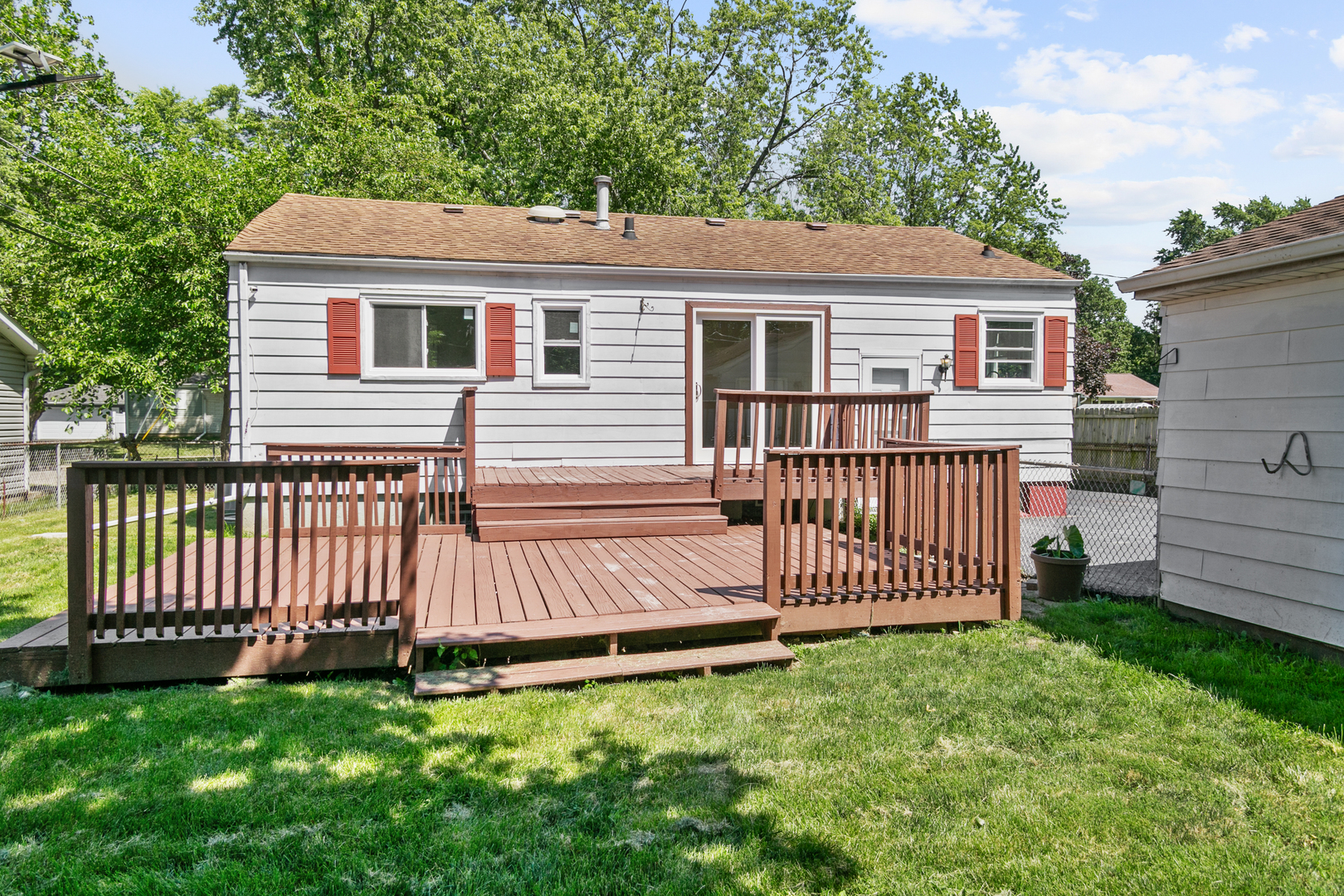 2110 Delaware Road Waukegan, IL 60087 - Photo 21 of 23