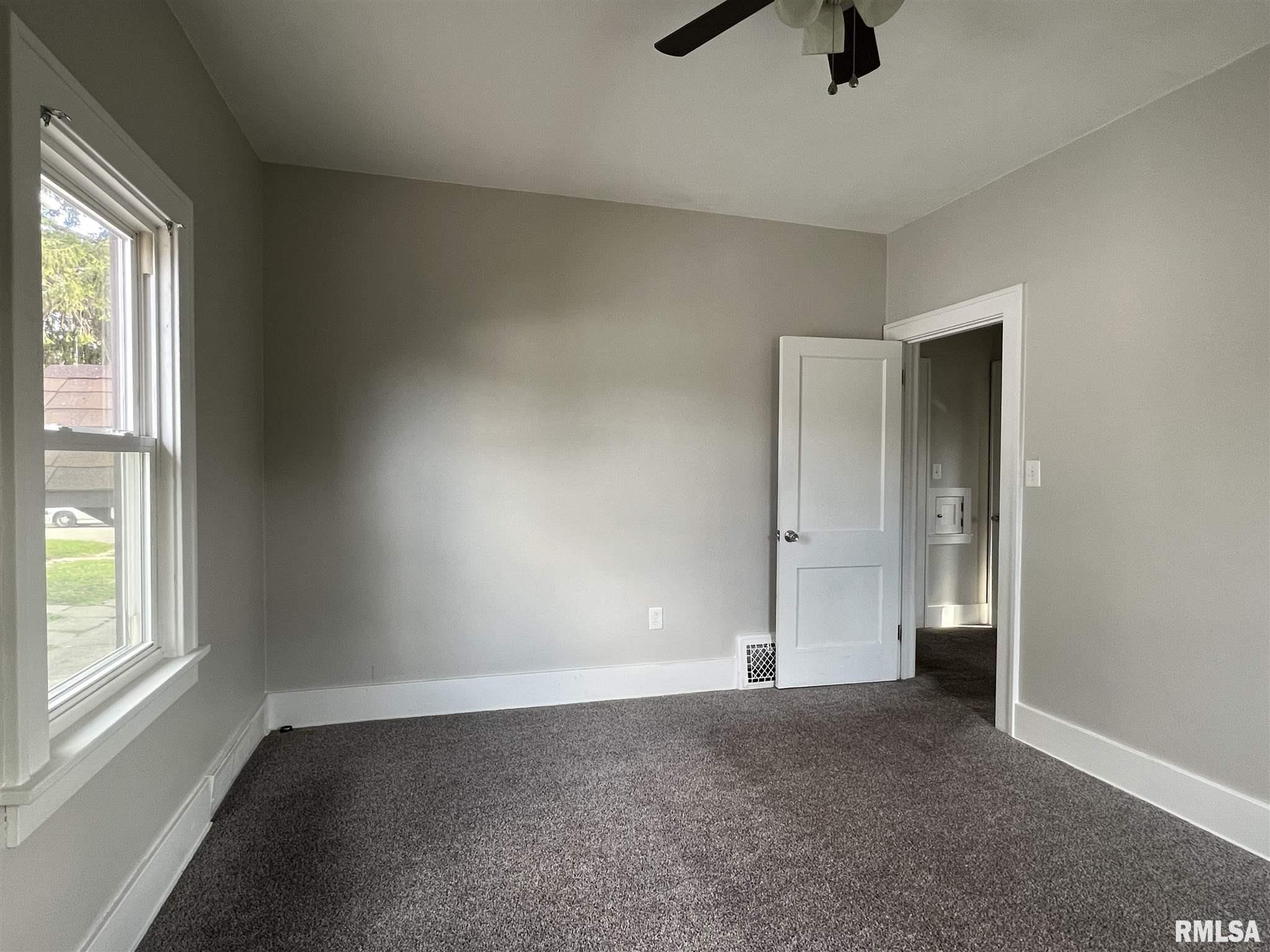 1929 3rd Street Moline, IL 61265 - Photo 17 of 41 Gallery Image 17