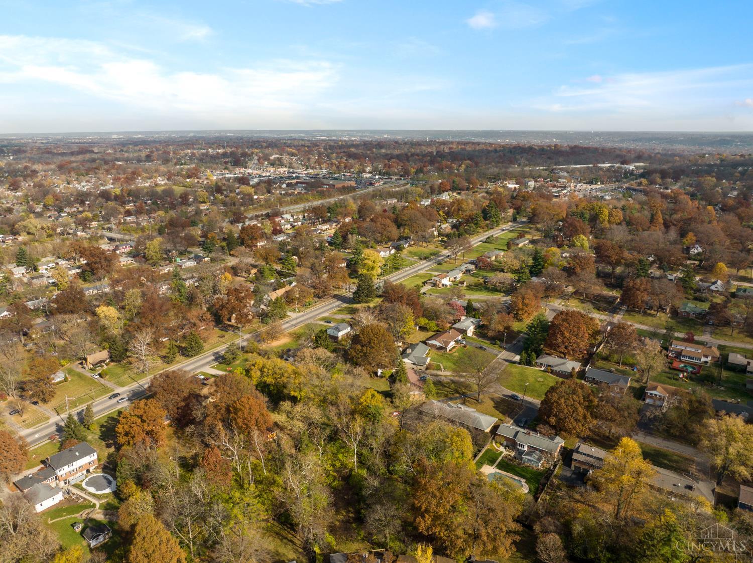 1165 West Galbraith Road Cincinnati, OH 45231 - Photo 26 of 39 Gallery Image 26