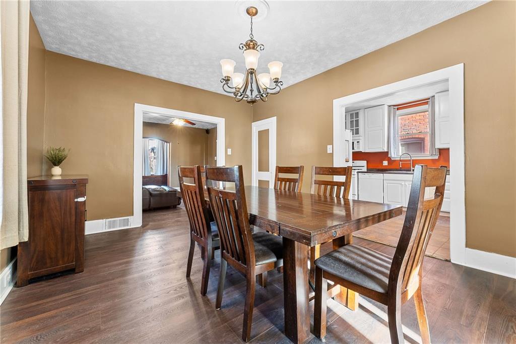 1143 13th Street McKees Rocks, PA 15136 - Photo 14 of 48