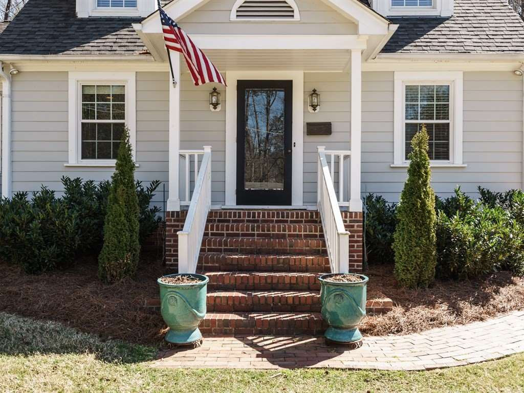 2807 Wayland Drive Raleigh, NC 27608 - Photo 3 of 24 Photo 3