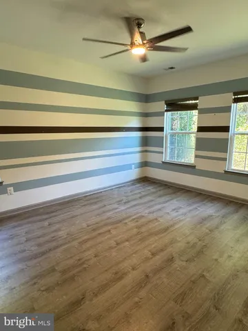 a view of a room with lounge chair