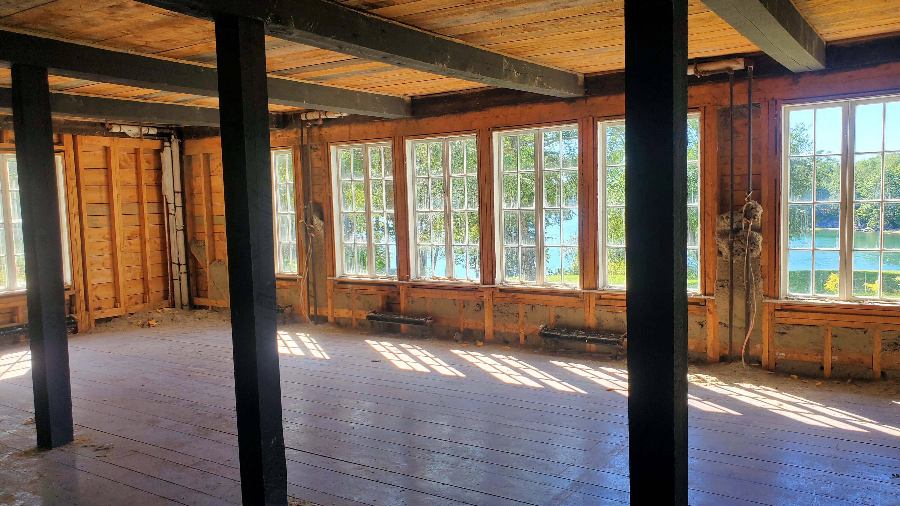 884 Surry Road Surry, ME 04684 - Photo 15 of 64 02_dining_water