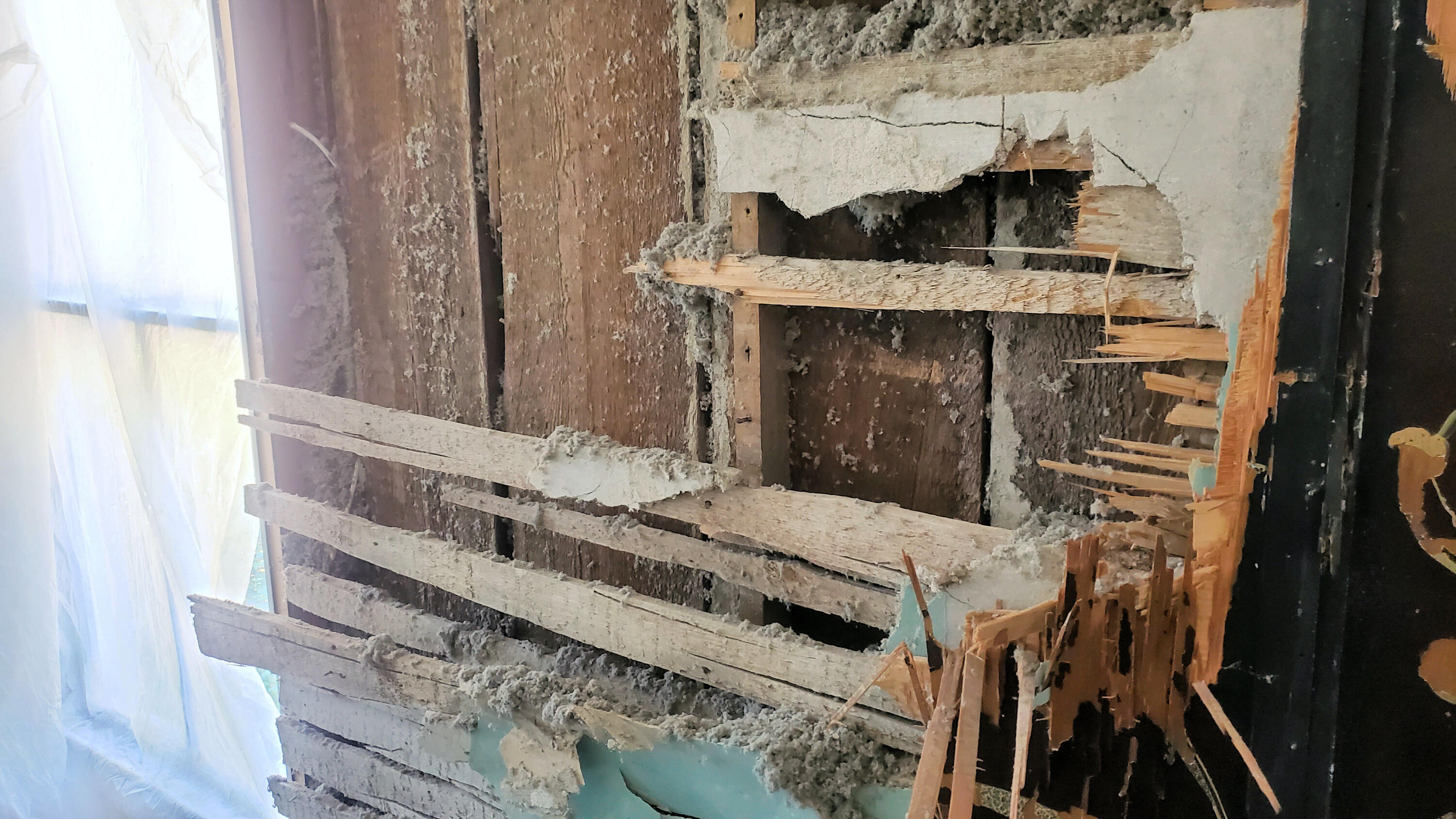 884 Surry Road Surry, ME 04684 - Photo 27 of 64 Common Room