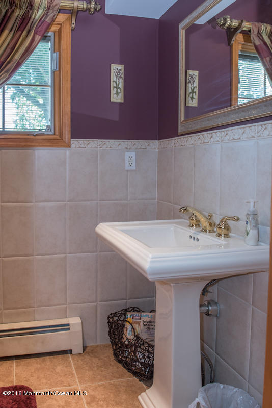 144 Crine Road Morganville, NJ 07751 - Photo 27 of 36 crine 25