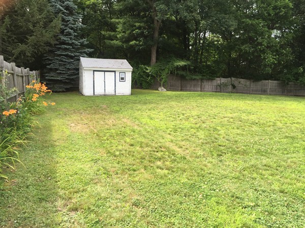 12 Cormier Road Burlington, MA 01803 - Photo 4 of 20 Gallery Image 4