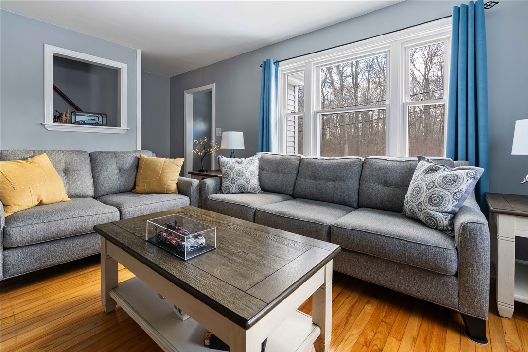 214 Souza Road Tiverton, RI 02878 - Photo 11 of 32 Gallery Image 11