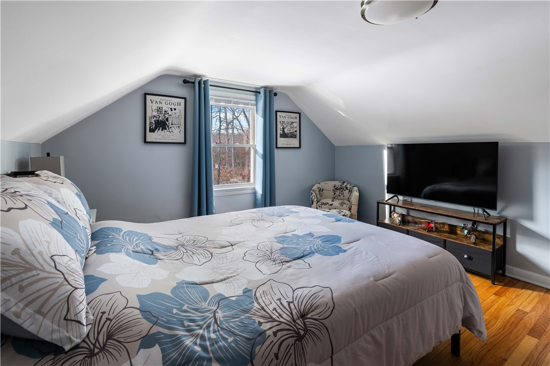 214 Souza Road Tiverton, RI 02878 - Photo 19 of 32 Gallery Image 19