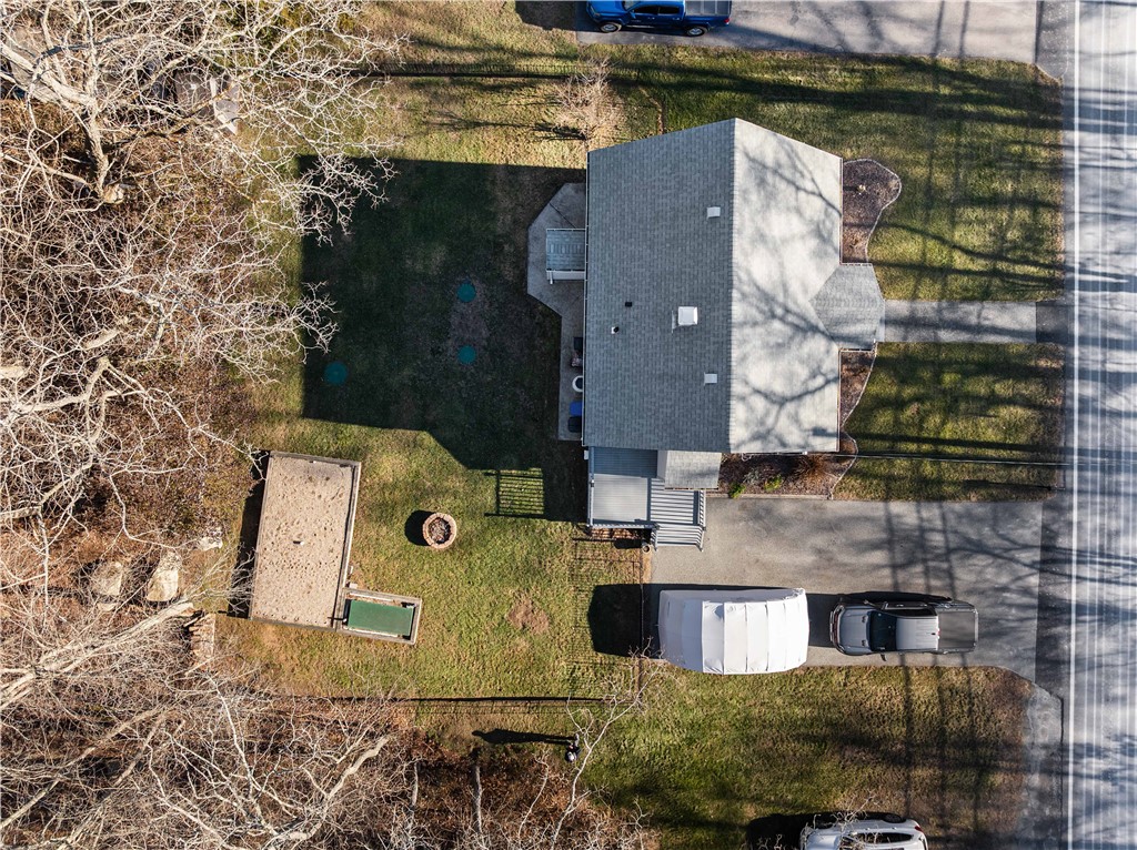 214 Souza Road Tiverton, RI 02878 - Photo 29 of 32 Gallery Image 29