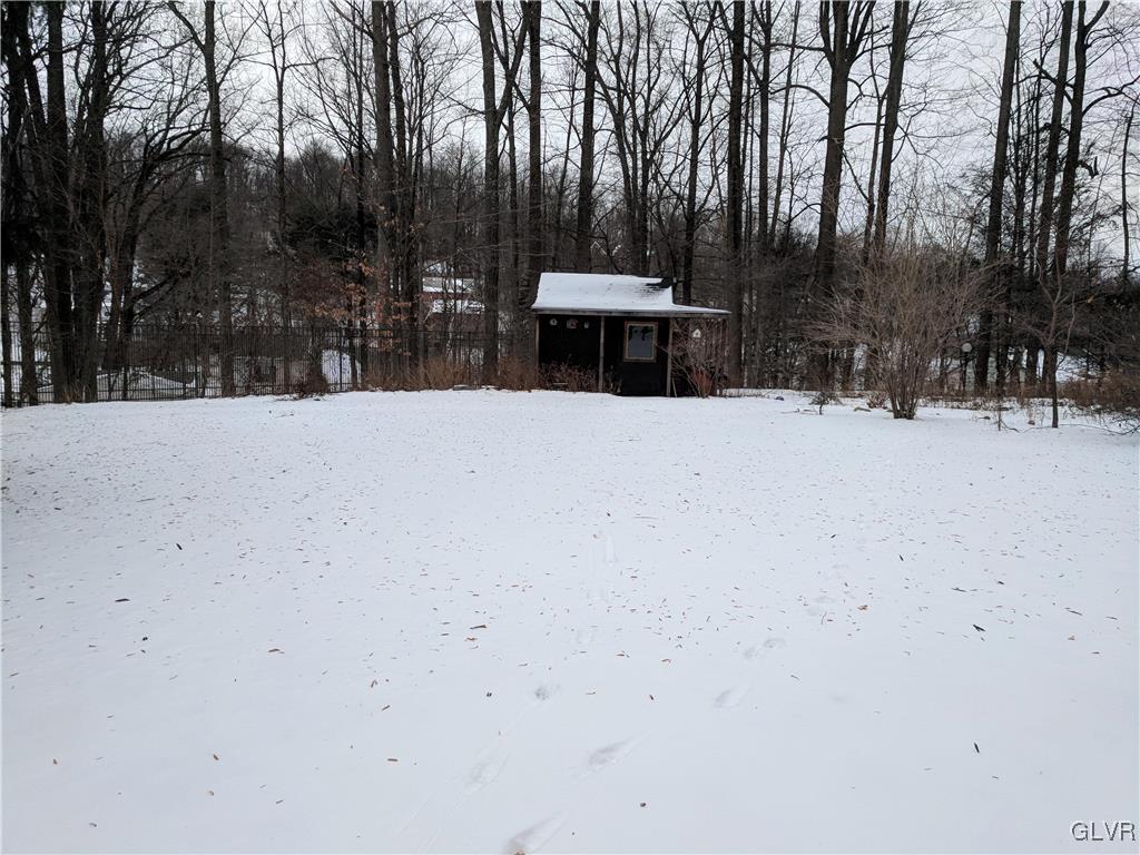 6901 Sell Road Zionsville, PA 18092 - Photo 8 of 33 side yard with garden shed. Room for gardens, pool