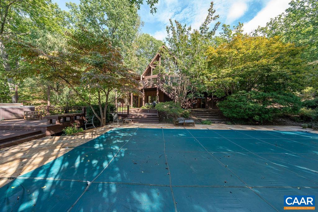 5540 Laurel Ridge Road Charlottesville, VA 22911 - Photo 66 of 68 a view of outdoor space with garden and trees