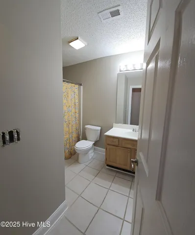 $1,200 | 908 Resort Circle, Unit 108, Sunset Beach, NC 28468