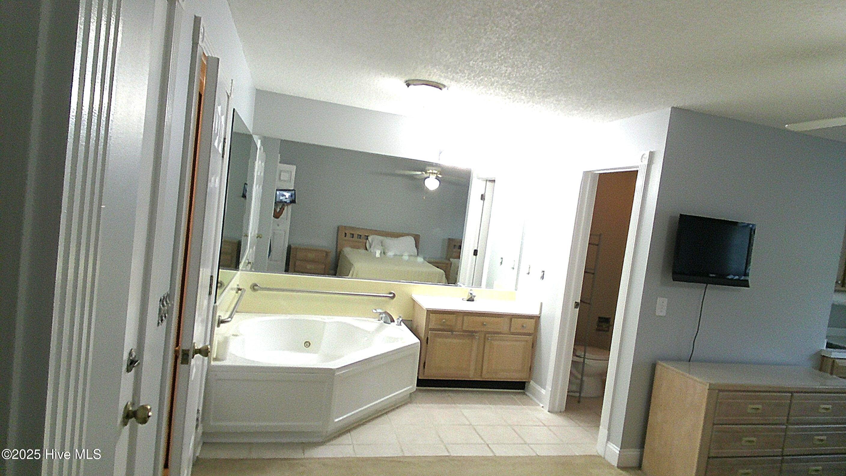 908 Resort Circle, Unit 108 Sunset Beach, NC 28468 - Photo 9 of 36 lockout 3