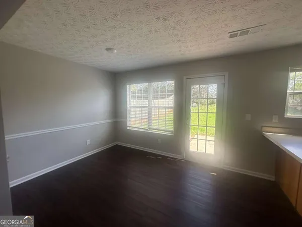 $1,800 | 6110 Flagstaf Walk, McDonough, GA 30252