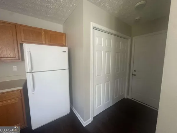 $1,800 | 6110 Flagstaf Walk, McDonough, GA 30252