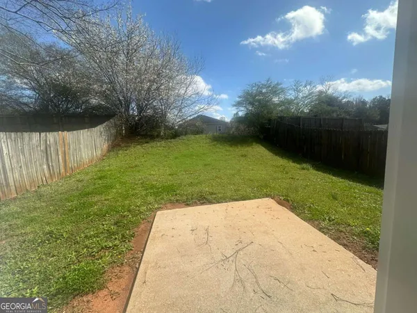 $1,800 | 6110 Flagstaf Walk, McDonough, GA 30252