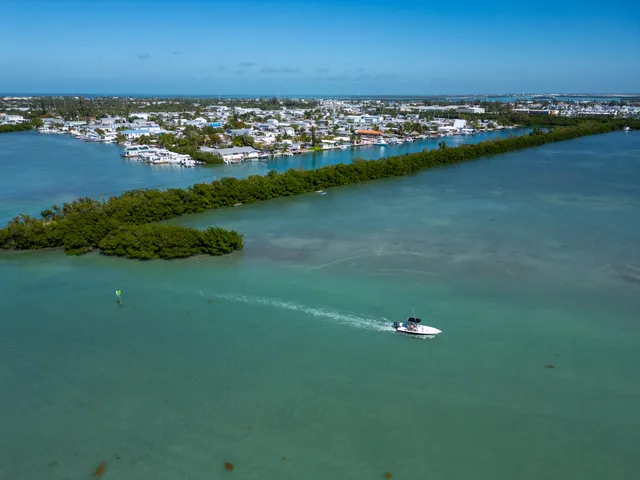 $9,499,000 | 7000 5th Street, Stock Island, FL 33040