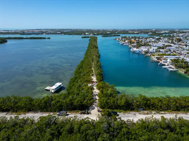 $9,499,000 | 7000 5th Street, Stock Island, FL 33040