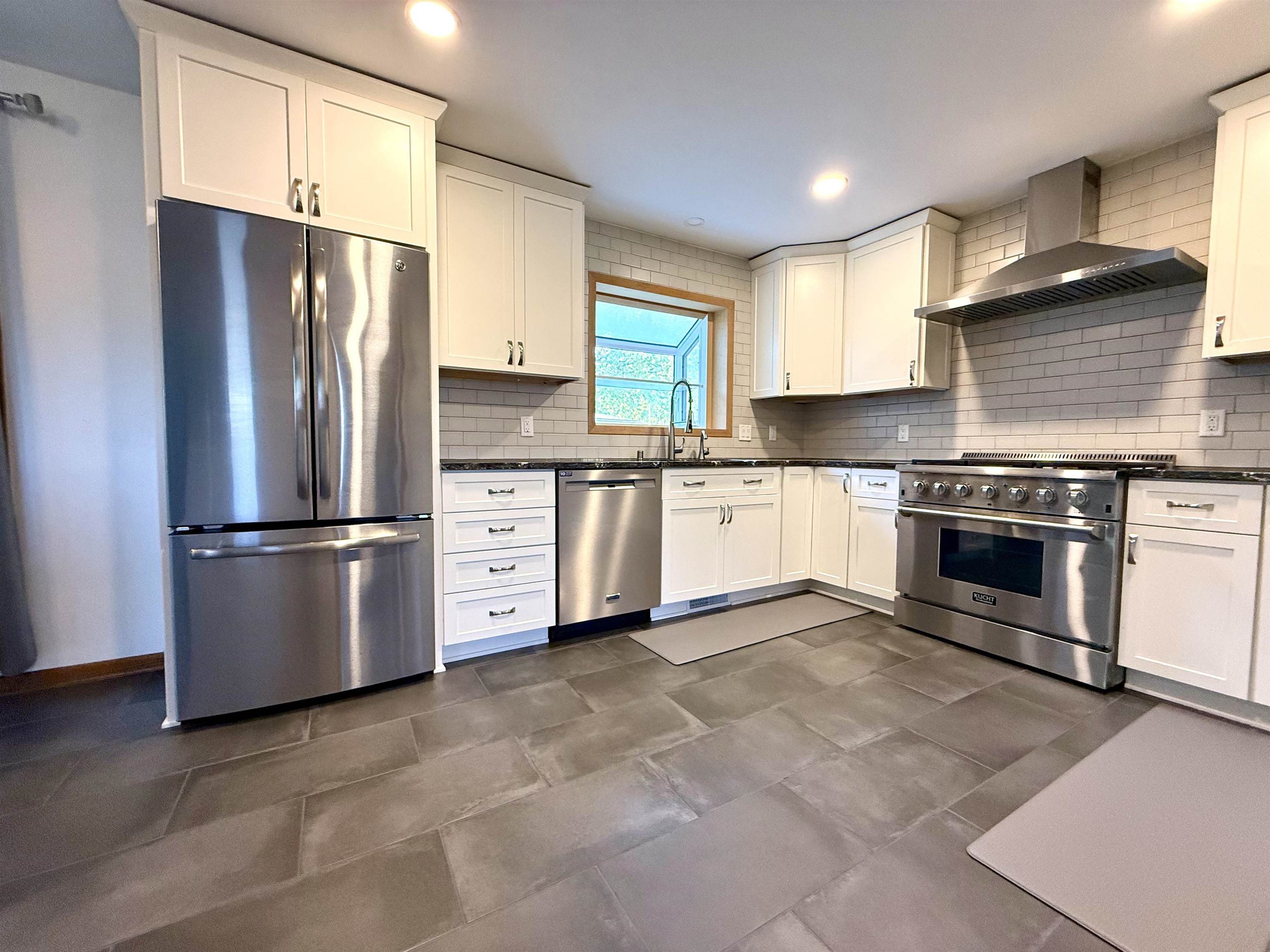 4701 Starker Avenue Madison, WI 53716 - Photo 16 of 41