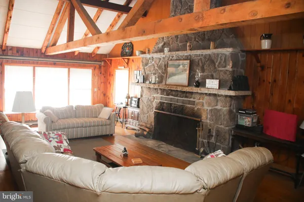 $1,200,000 | 725 Candle Tree Lane, Swanton, MD 21561