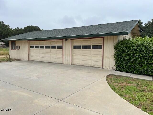 830 South Rice Road Ojai, CA 93023 - Photo 6 of 39 front view of a house with a garage
