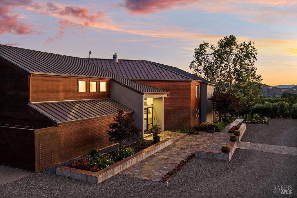 5232 Maacama Ridge Road Healdsburg, CA 95448 - Photo 2 of 41