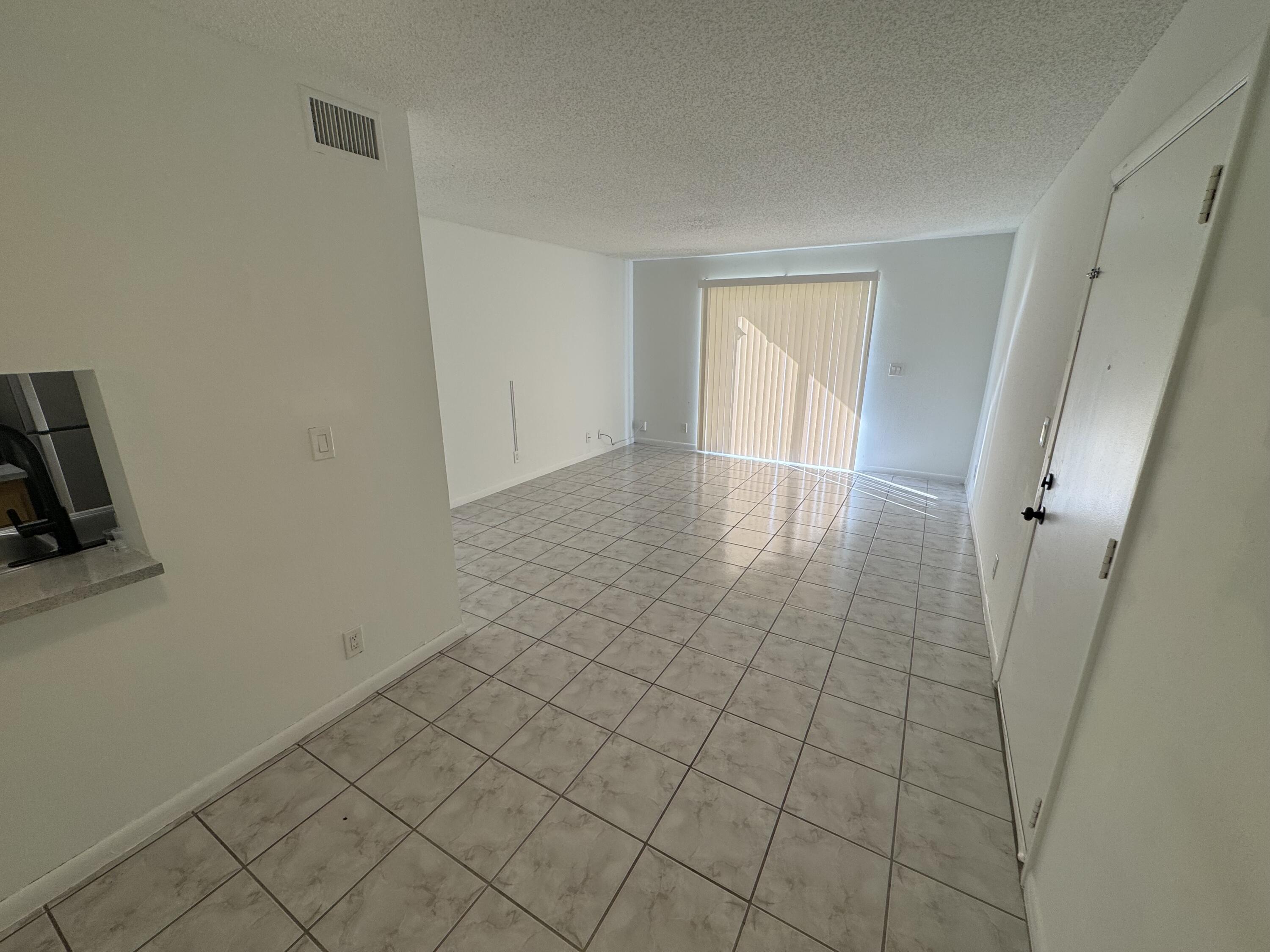 1854 Abbey Road, Unit 102 West Palm Beach, FL 33415 - Photo 3 of 26 Living Space