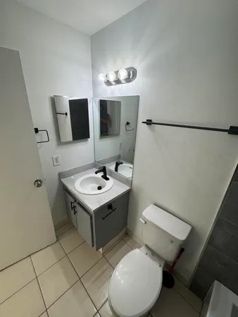 $1,600 | 1854 Abbey Road, Unit 102, West Palm Beach, FL 33415