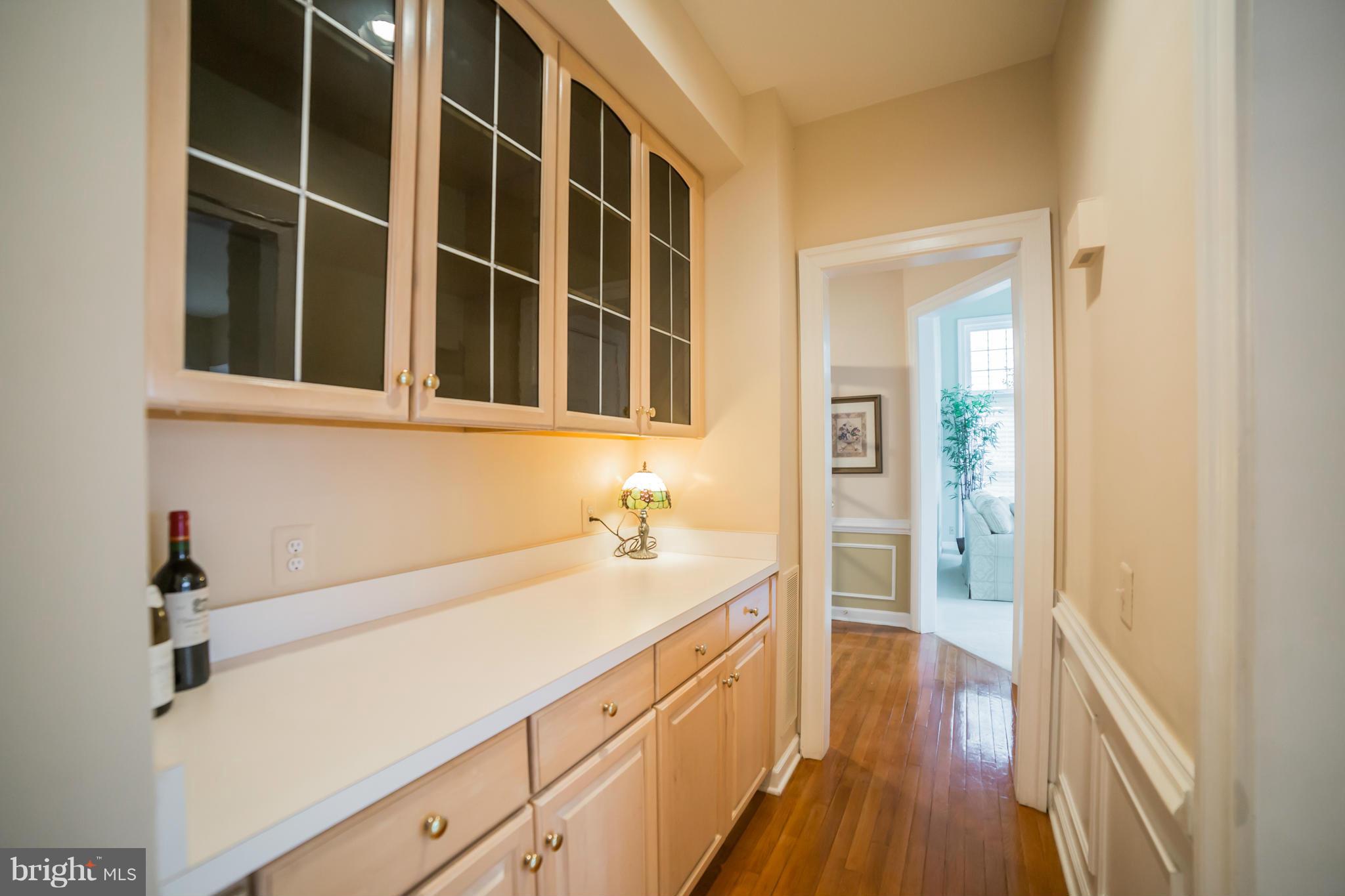 2703 Courthouse Oaks Road Vienna, VA 22181 - Photo 12 of 30 Interior (General)