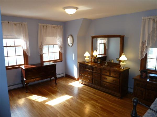 243 Haynes Road Sudbury, MA 01776 - Photo 14 of 20