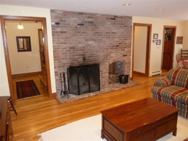 243 Haynes Road Sudbury, MA 01776 - Photo 3 of 20
