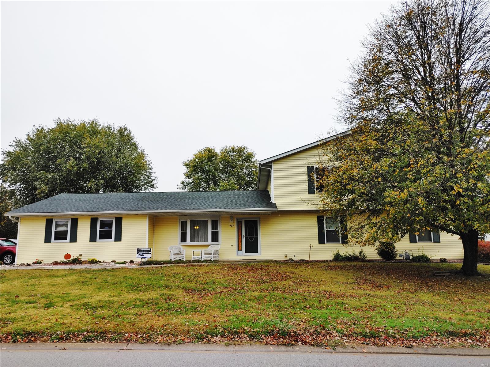 927 Long Branch Road Troy, IL 62294 - Photo 1 of 46 Gallery Image 1
